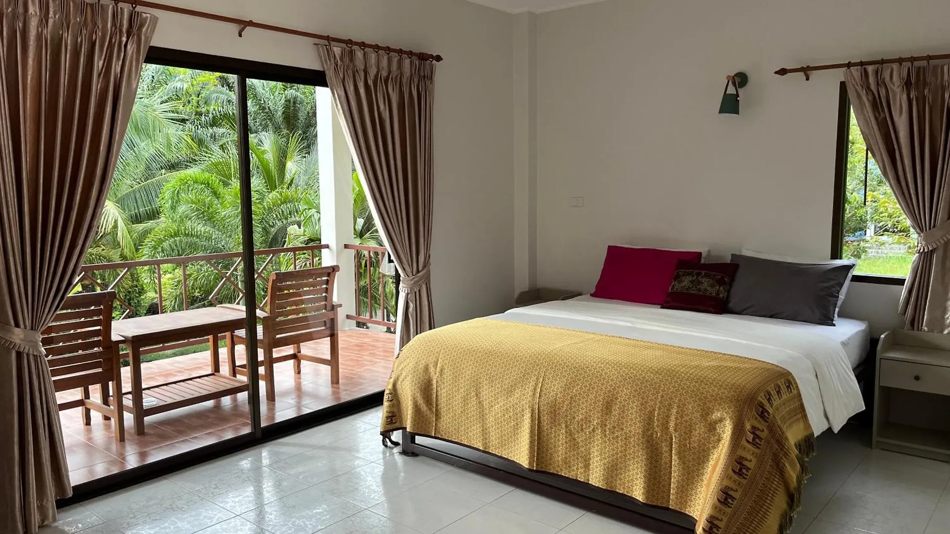 Sawasdee Home Stay Resort&Pool Khao Lak Vakantiehuis